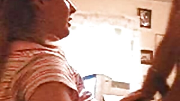 Seks dubur yang kotor dan wayang bogel sesat dengan perempuan murahan si rambut coklat panas dan lelaki keriting
